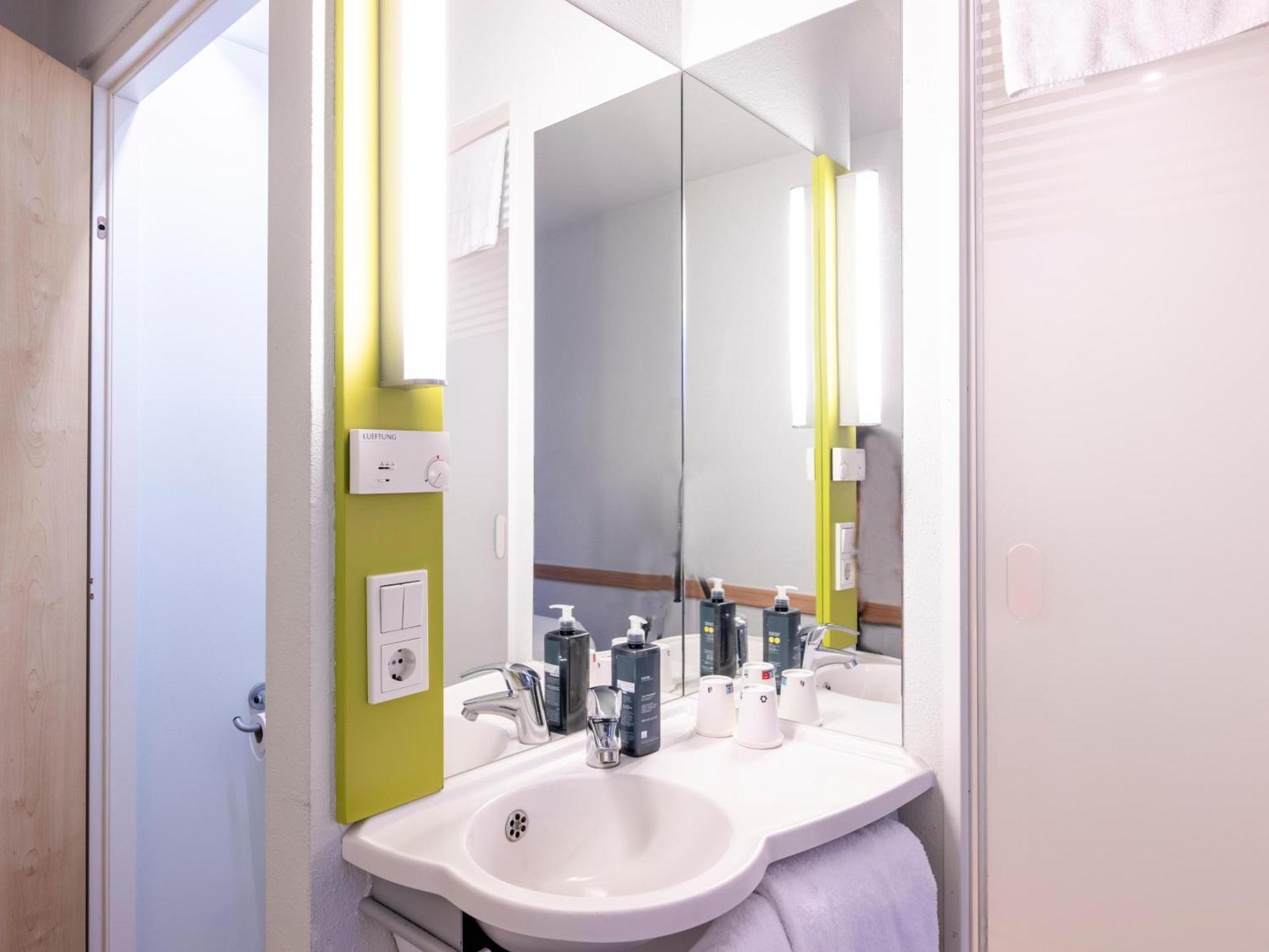 B&B Hotel Dortmund-West 외부 사진